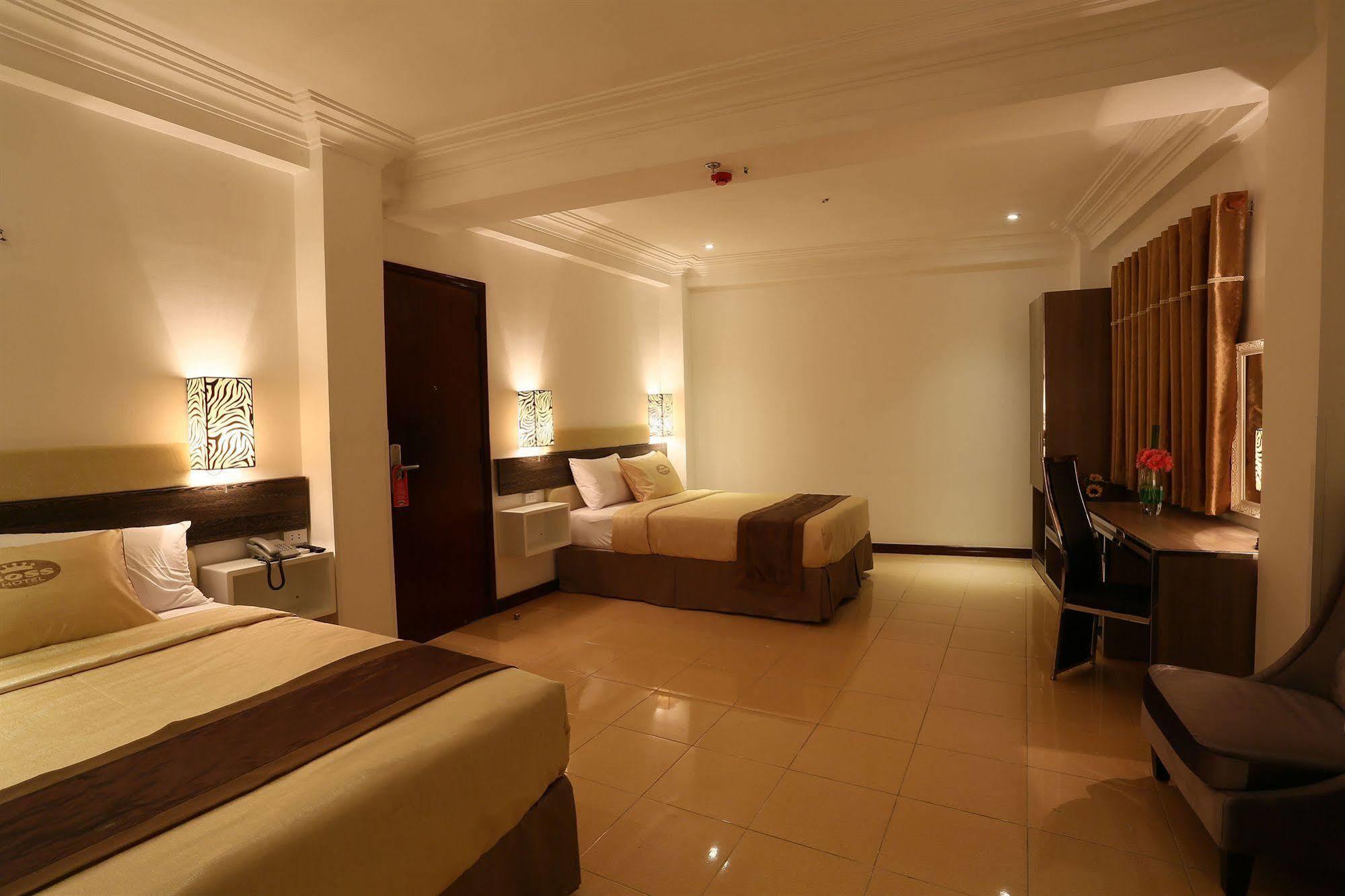 A25 Hotel - 14 Pho Duc Chinh Ho Chi Minh City Bagian luar foto