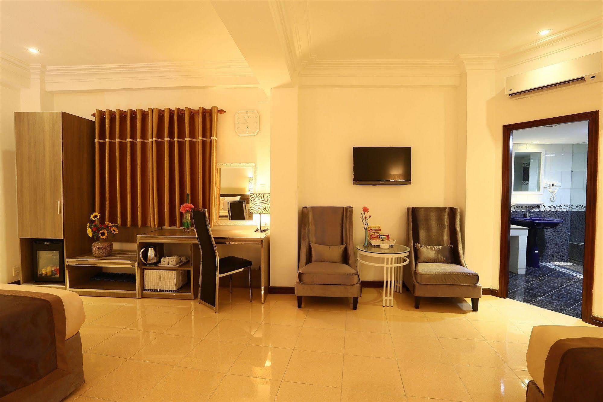 A25 Hotel - 14 Pho Duc Chinh Ho Chi Minh City Bagian luar foto