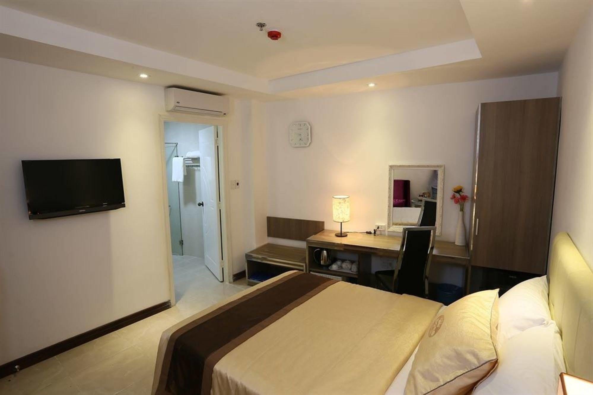 A25 Hotel - 14 Pho Duc Chinh Ho Chi Minh City Bagian luar foto